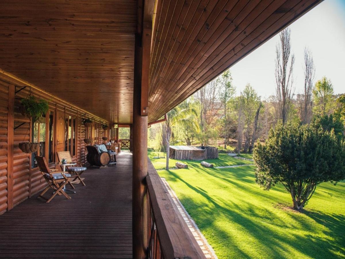 The Log Cabin Lodge Stellenbosch Exterior photo