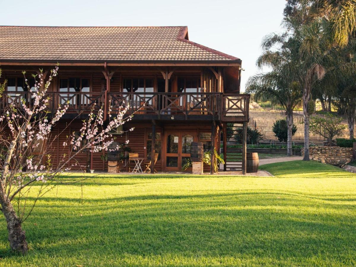 The Log Cabin Lodge Stellenbosch Exterior photo