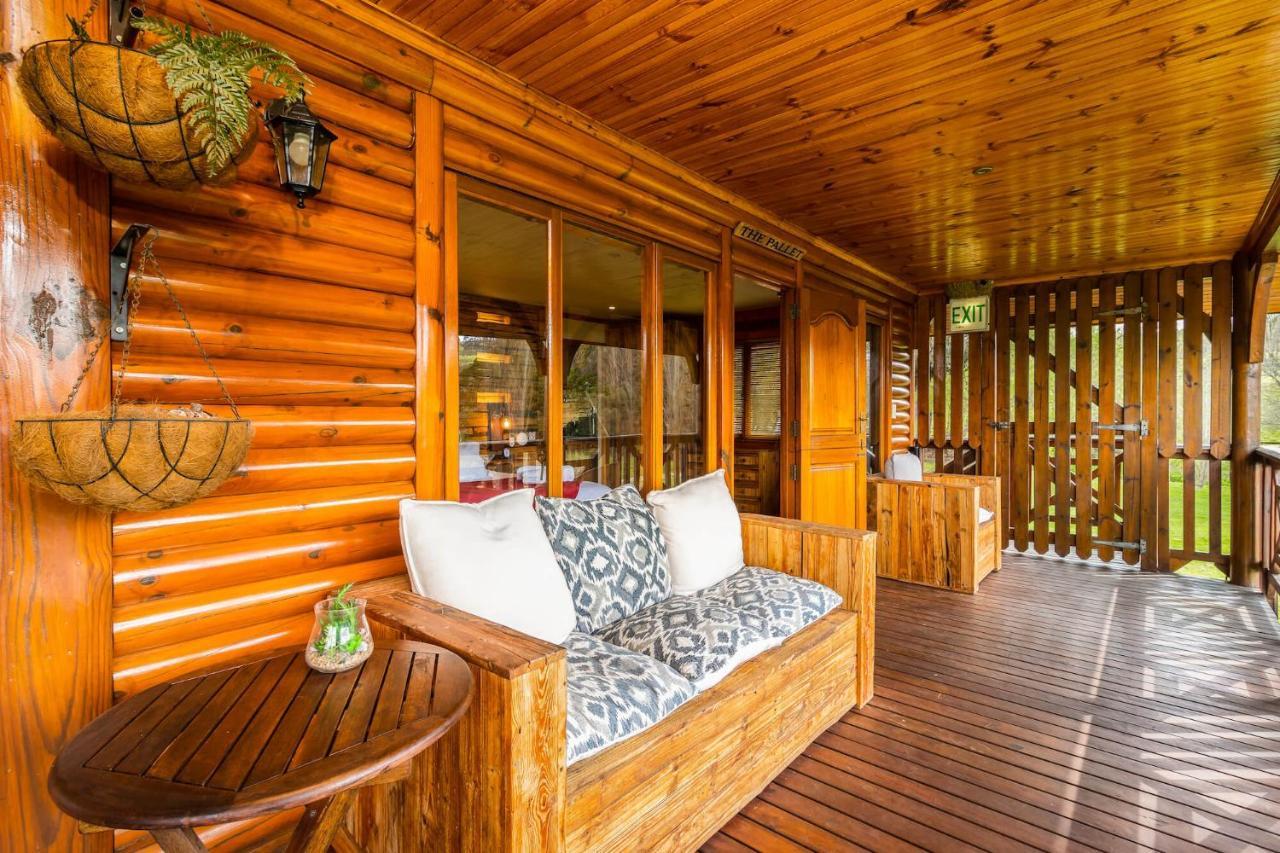 The Log Cabin Lodge Stellenbosch Exterior photo