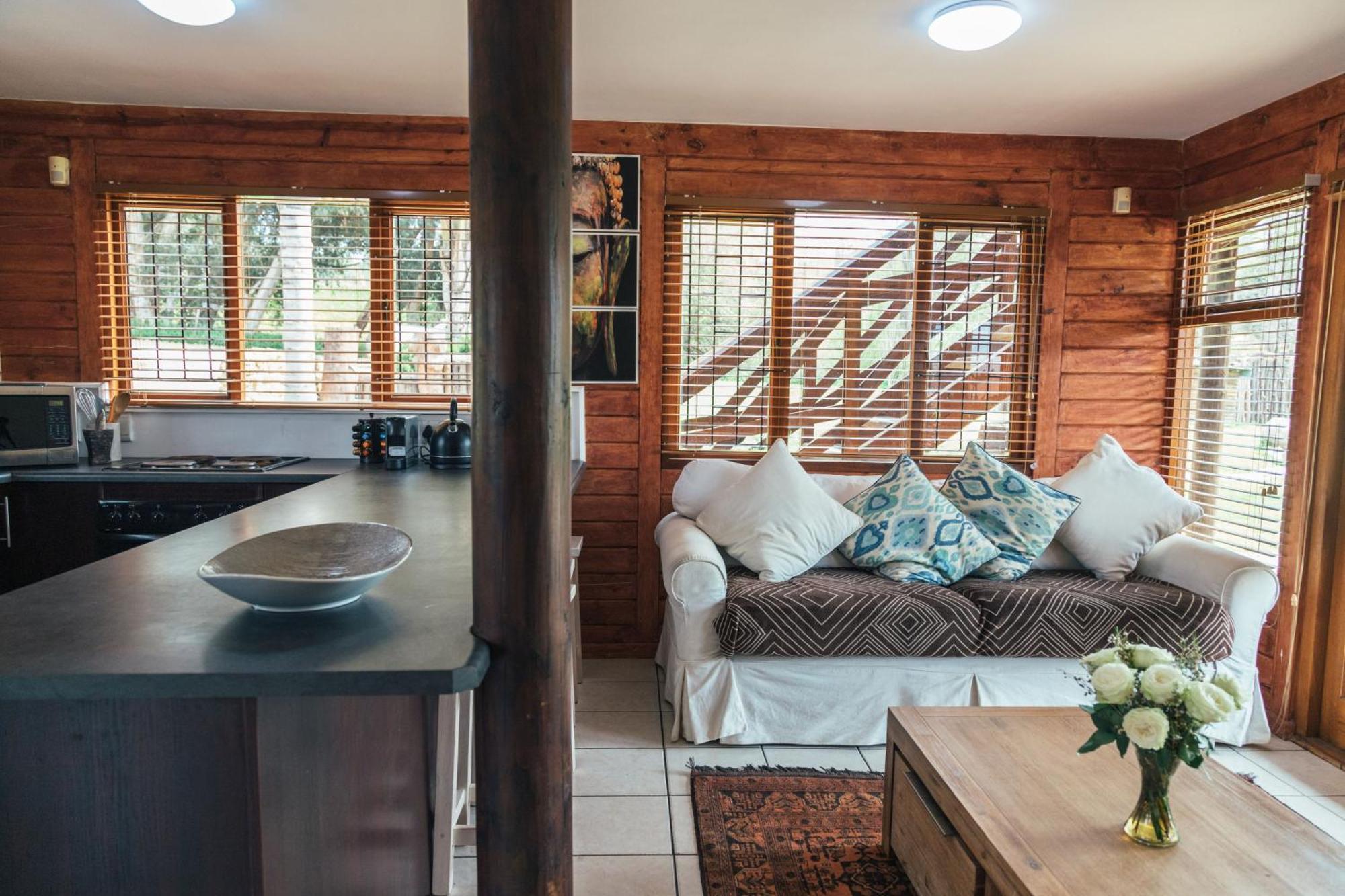 The Log Cabin Lodge Stellenbosch Room photo